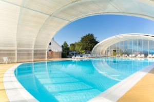 piscine couverte chauffée - baignade de tout temps