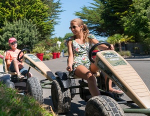 camping plage club kids 8-12-ans voiture à pédales