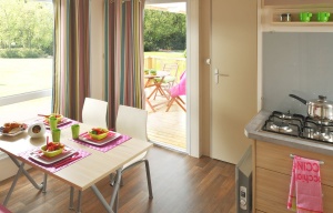 lodge 4 personnes 28m² - le séjour