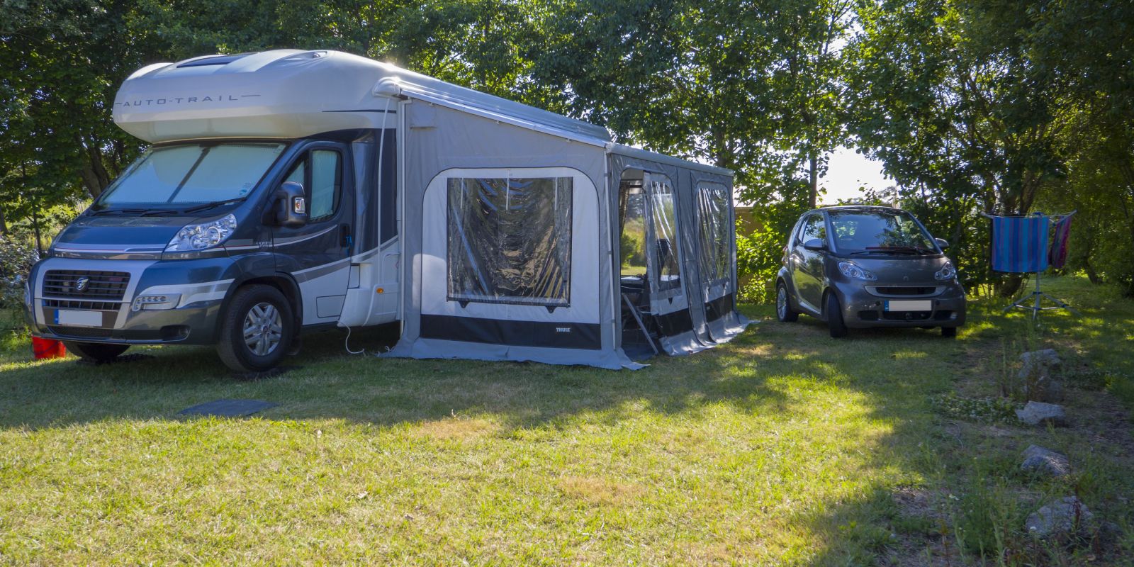 Les Campings cars - ensoleillé